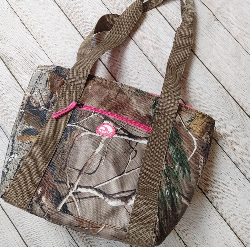 Igloo Realtree Camo Mini Tote Cooler Lunchbag pink camouflage hunting camping